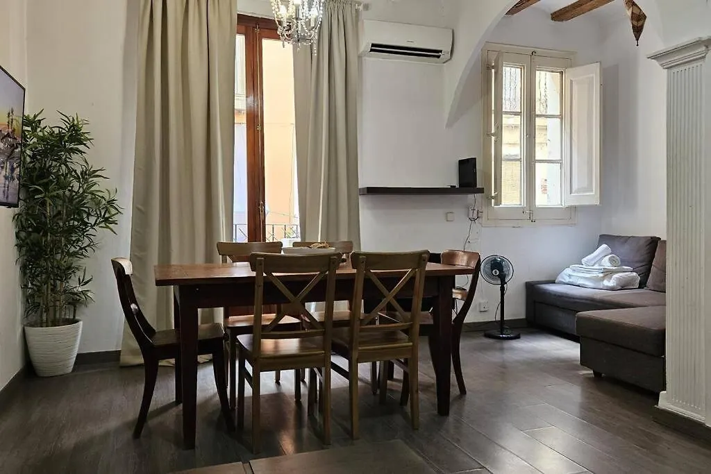 Romantic 19Th Century Apartment 바르셀로나