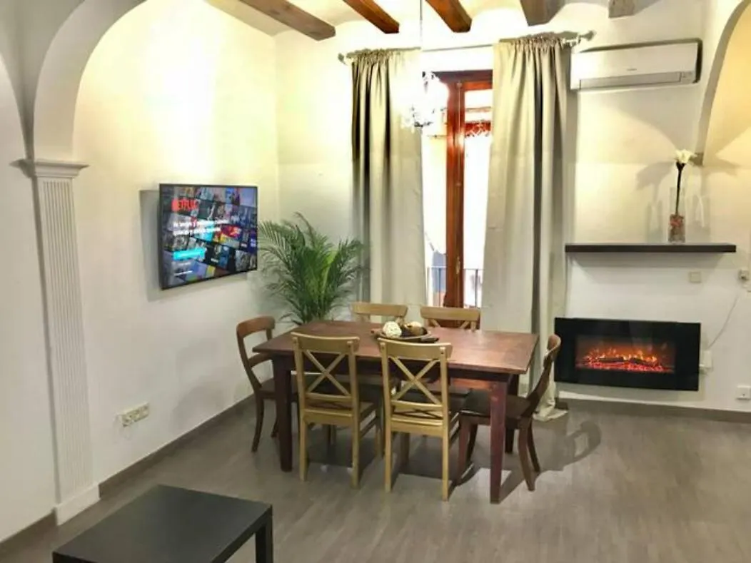 Romantic 19Th Century Apartment バルセロナ