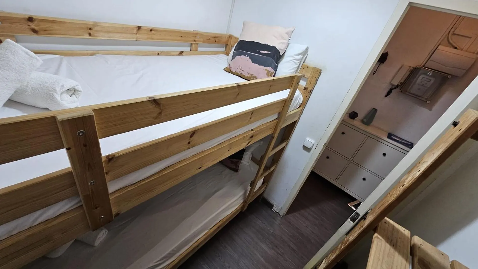 Romantic 19Th Century Apartment Барселона Испания